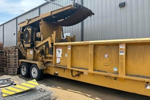 2003 Bandit Beast 3680  Mobile Wood Grinder